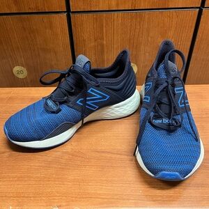 Women’s new balance tennis shoes